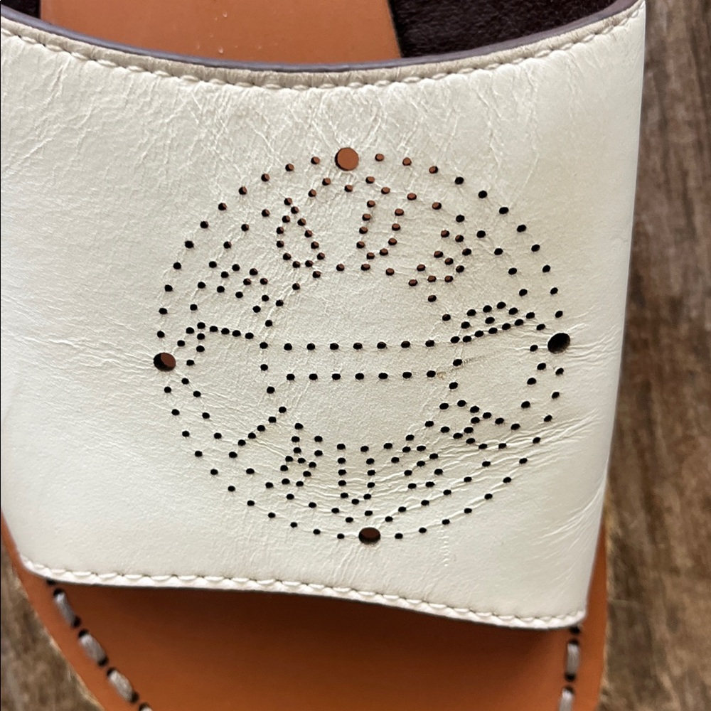 Henri Bendel Loewe White and Tan Slide Sandals size 9 - Picture 3 of 3